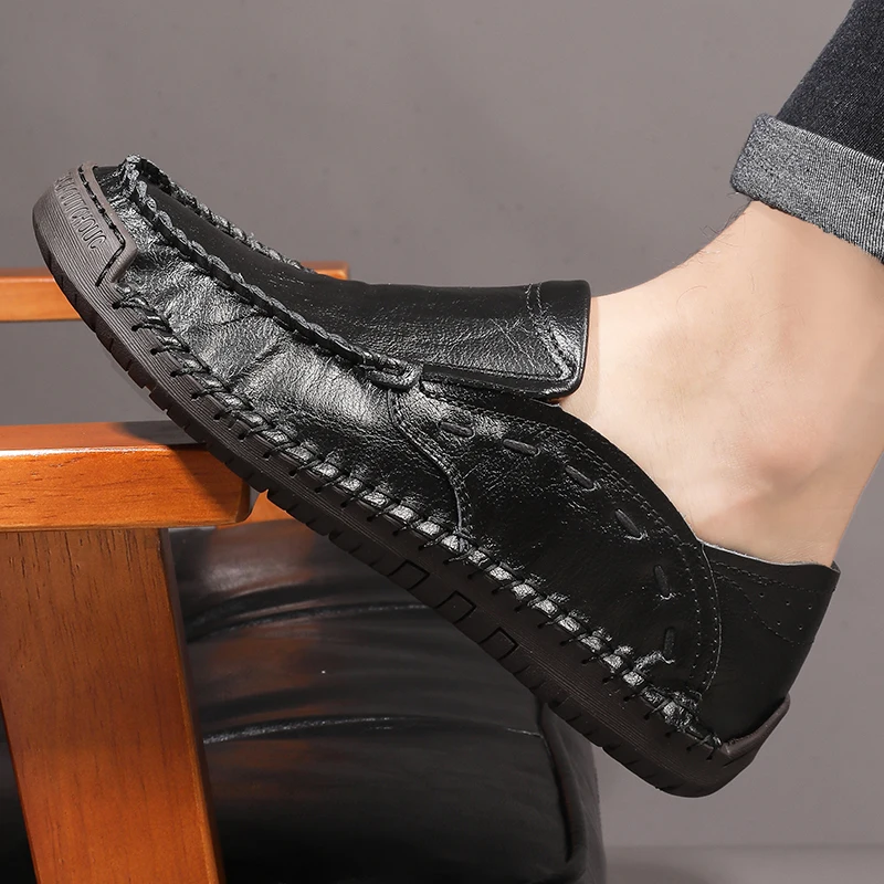 

2020wear Men's shoe sports black Casual hot leisure shoes summer for men's sneaker casual leather mens male spring man