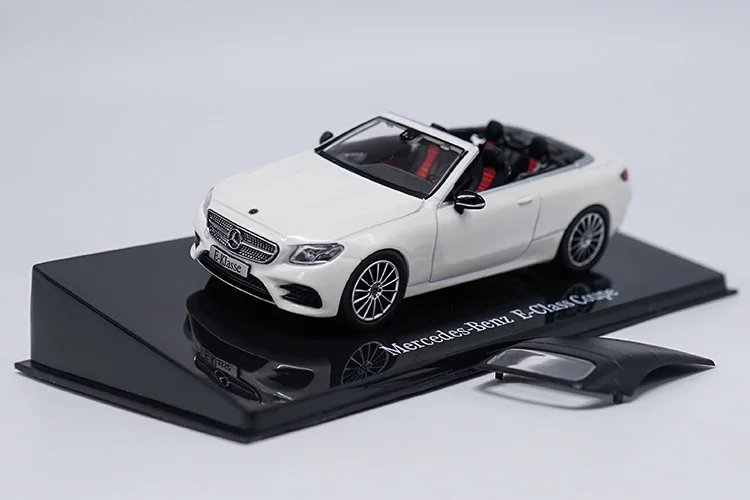 1:43 E300 E-KASE Coupe модель сплава автомобиля статические высокой моделирования металлические модельные автомобили с оригинальной коробкой