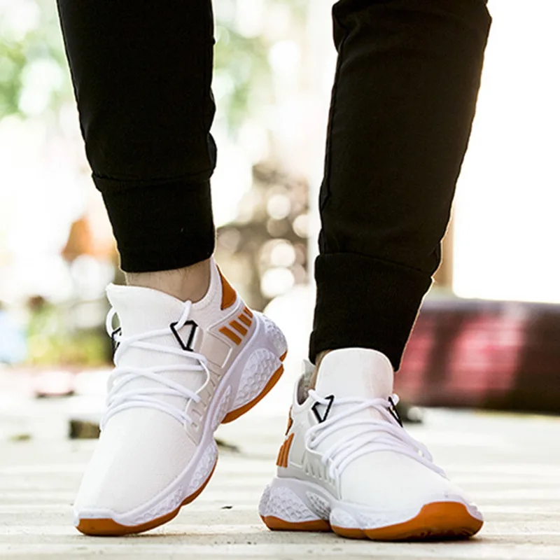 

Spring men's sports shoes breathable lightweight flying shoes Sneakers Sports Running Shoes Male Flying Woven Blade bottom