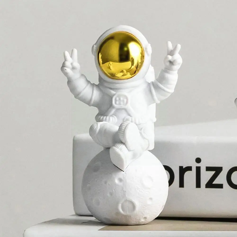 

Car Astronaut Decoration Astronaut Ornaments In The Decorations The In Small Car Gifts Christmas Car V1q6