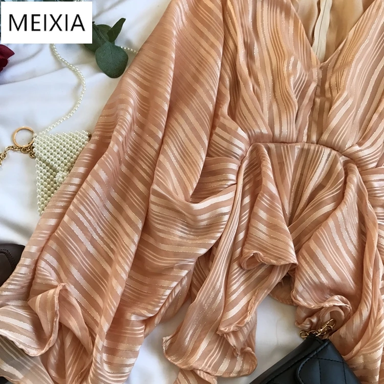 

Spring and Autumn Korean version of the bright silk striped high waist shirt women's chic striped lantern sleeves Slim shirt