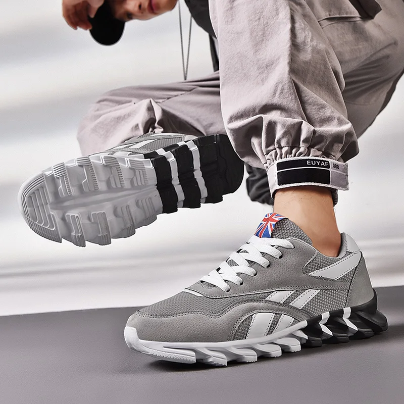 

2020 New Men Light Running Shoes High Quality Outdoor Sports Athletic Shoes for Men Sneakers Breathable Outdoor Sports Shoes Men