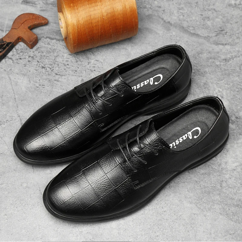 

Casual Male Shoe Men's Casual Sneakers Men Shoes 2020 Leisure Zapatillas Informales Hombre Zapatos Casuales Leather Sports
