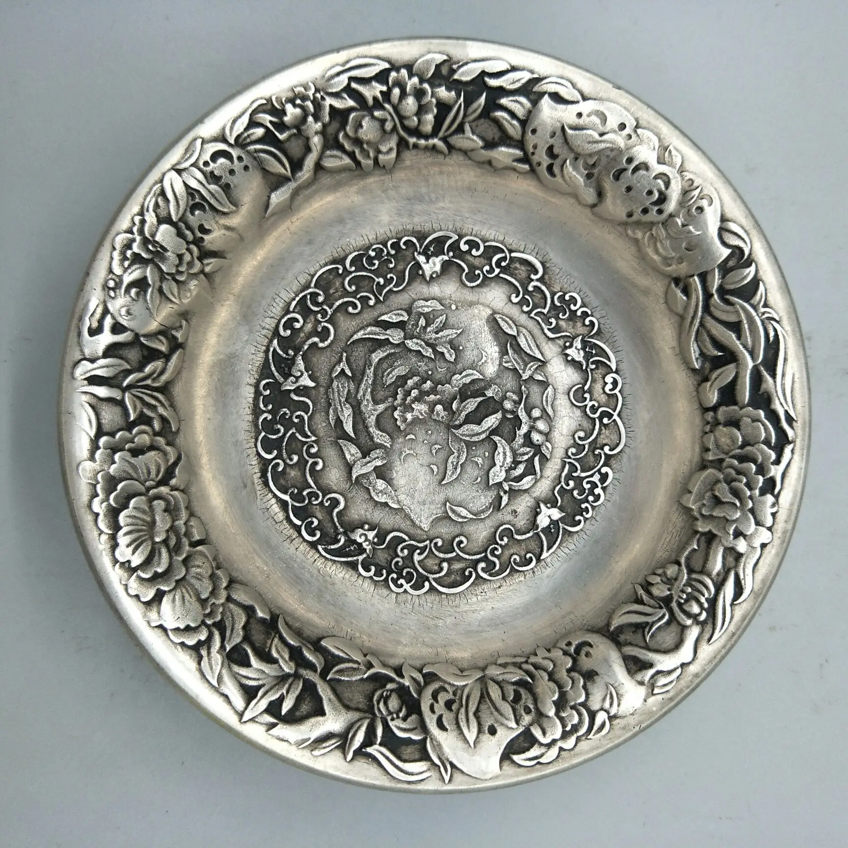 China Elaboration Tibet Silver Engrave Propitious  “ Rich And Honored ” Bowl  Metal Crafts Home Decoration