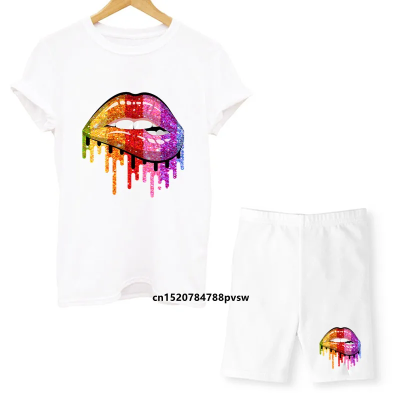 Женский комплект из футболки и шорт с принтом губ | Женская одежда