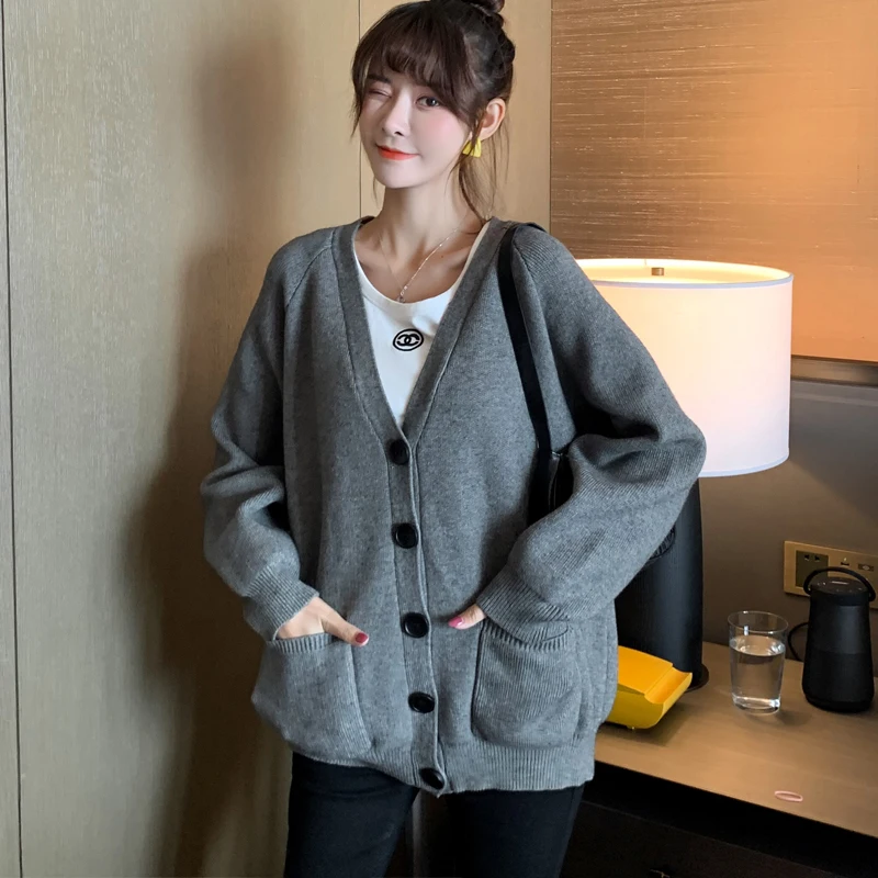 Женский трикотажный кардиган с карманами повседневный Серый однобортный