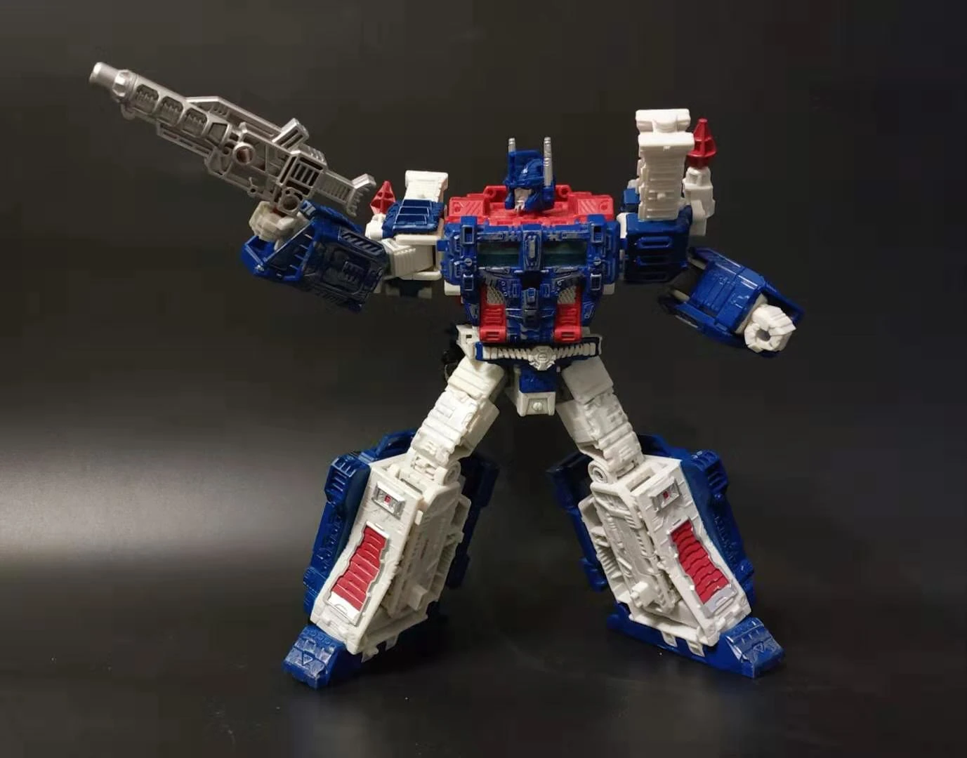 Модернизированный набор для осады лидера класса Ultra magnus|Игровые фигурки и
