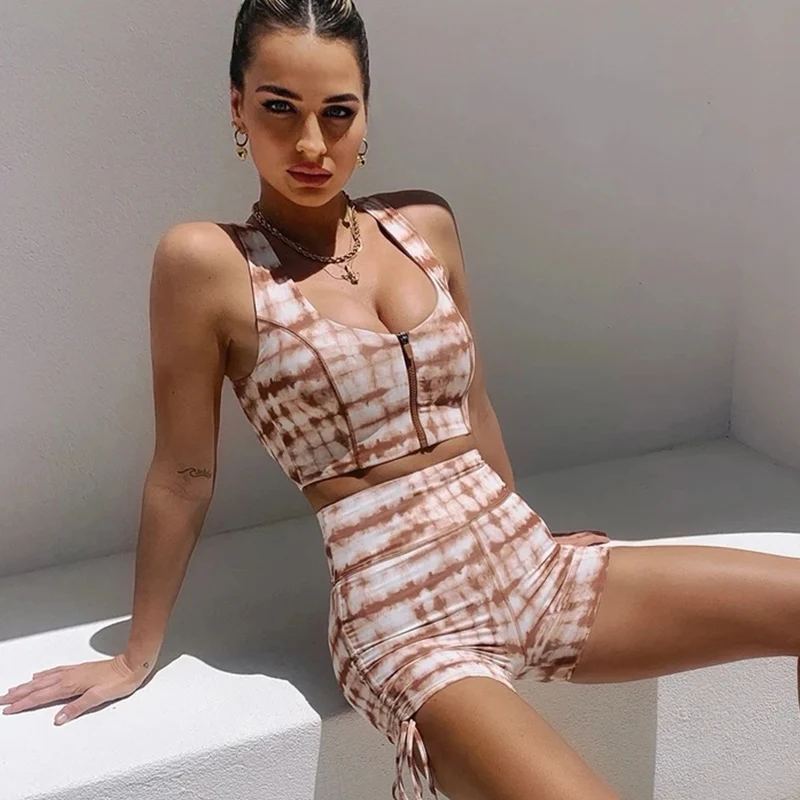 

Sportswear & Accessories