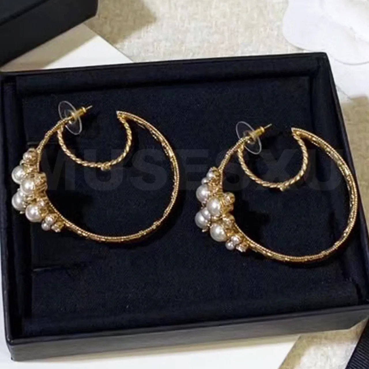 Ювелирные изделия Новые 2020 инкрустированная жемчужными и просвечивающие лунные