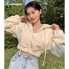 Куртка женская укороченная на молнии, с капюшоном, черная, зимняя, 2020