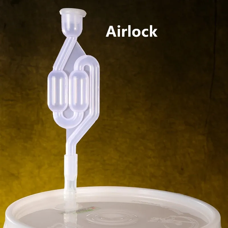 Домашний пластиковый ведро.