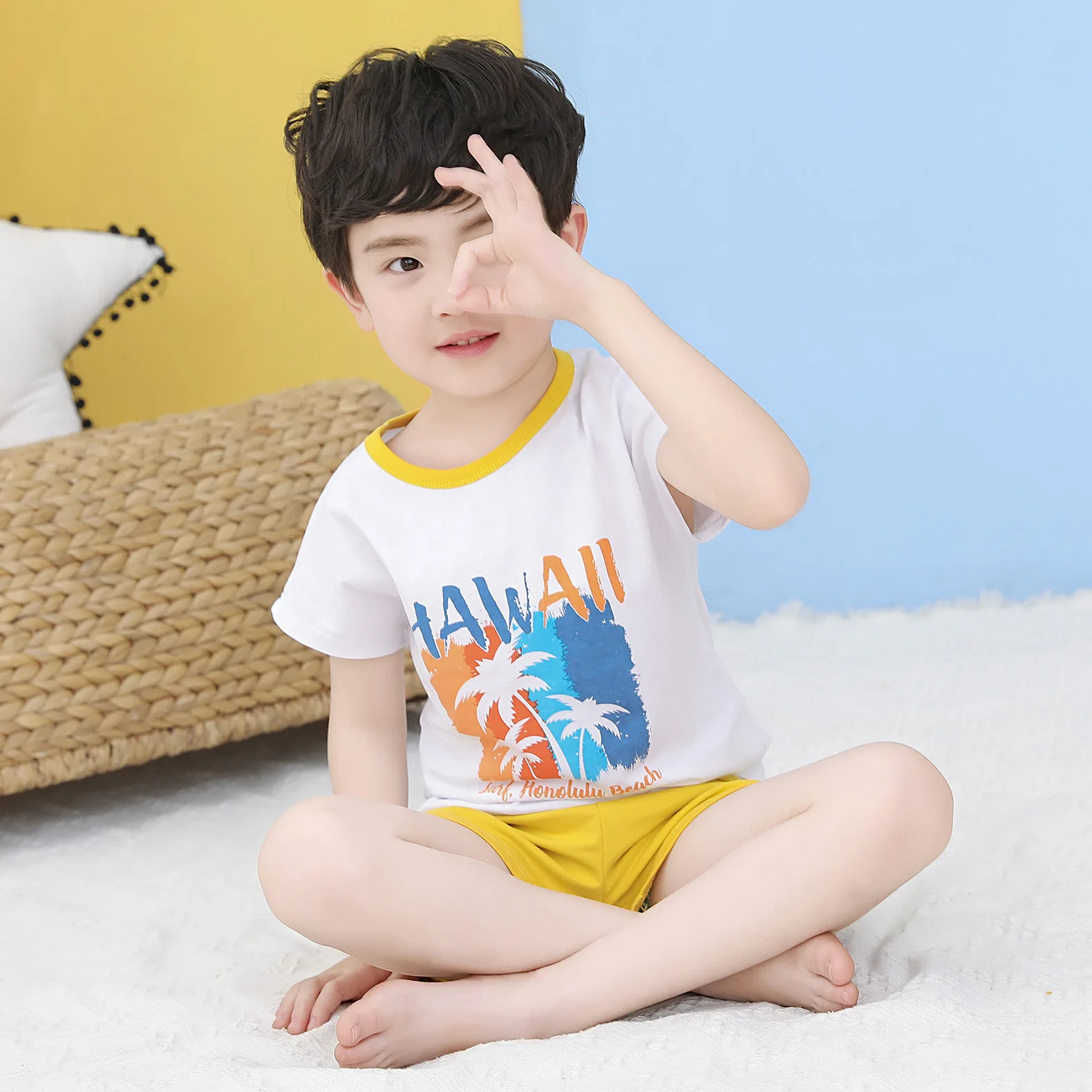 Новые летние детские пижамные комплекты для девочек с милым медведем Комплекты