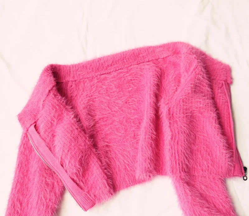 Ins Hot Sweet Girls Pink Shaggy Knit Cardigan Sweater 2019 New Off Shoulder Zipper Coat Women Street Chic Cropped Slim Knitwear |