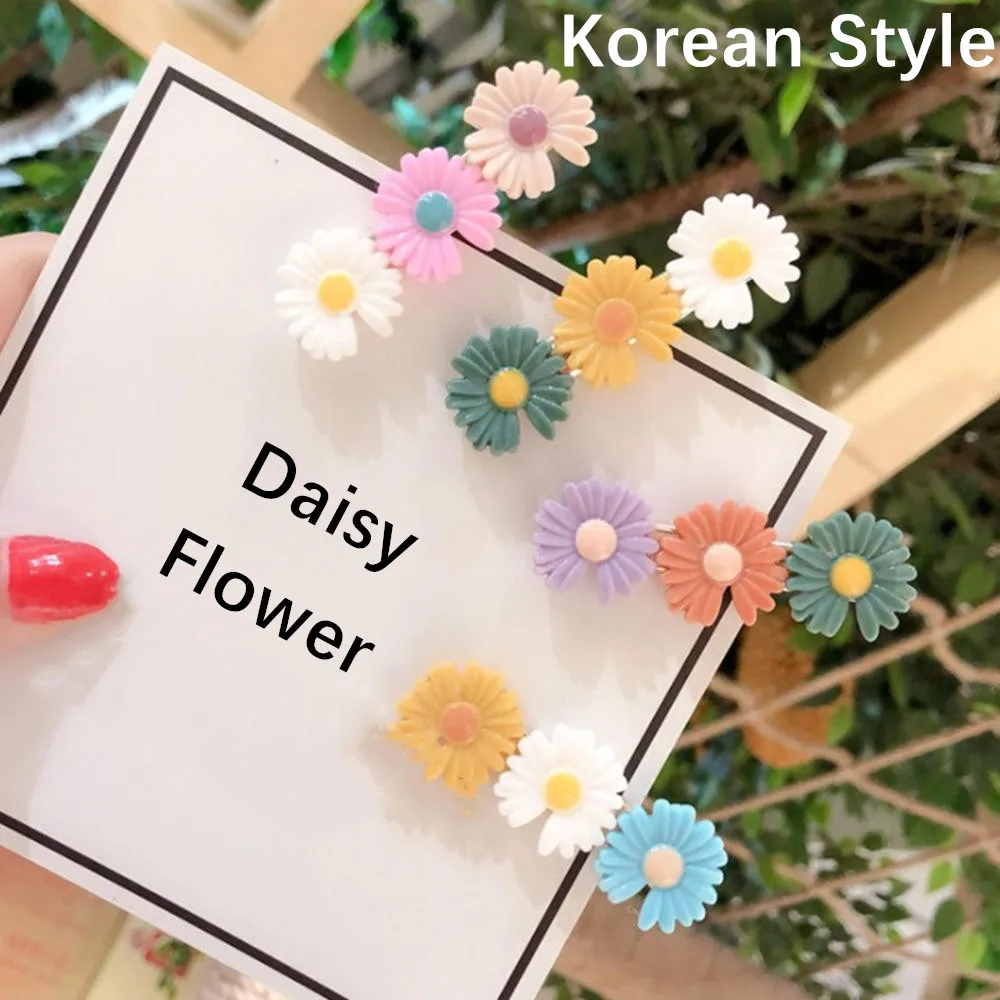 

4 Colors Colorful Daisy Hair Clip Hairpins Acrylic Headwear Snap Barrettes Hairgrip Headdress for Women Girls Hair Accessories