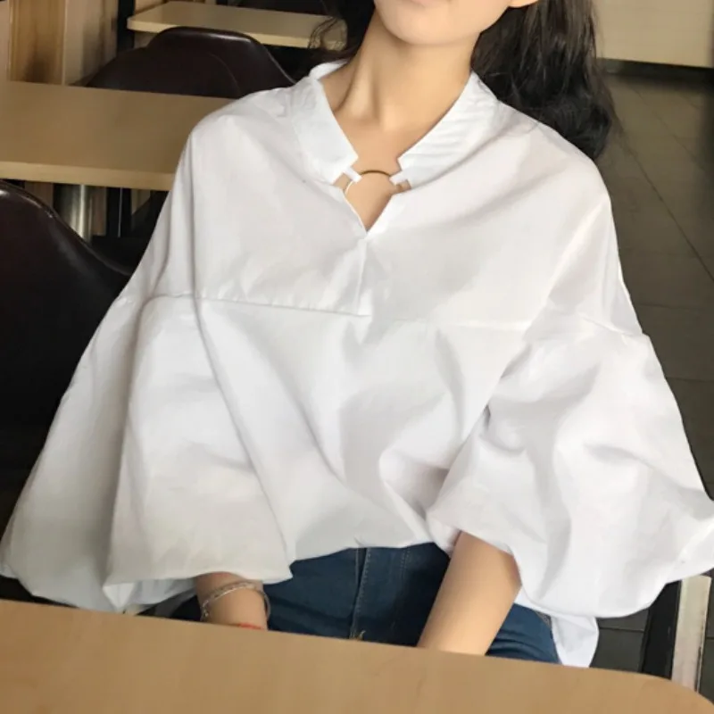 Дизайнерская нишевая рубашка в Корейском стиле с V образным вырезом и рукавами