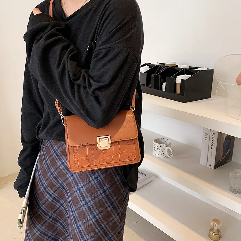 

Women Personality Stone Grain Design Crossbody Bag Female Retro 2021 Multi-Functional Shoulder Bag Casual Flap Messenger Bag
