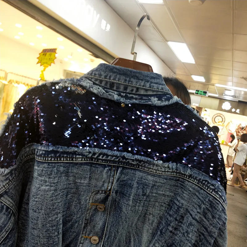 Женская джинсовая куртка с потертостями Короткая свободная из денима тяжелыми