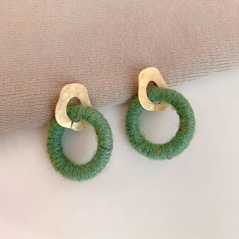 

Personalized Design Wool Hoop Earrings Korean Elegance Retro Fashion Trending Stud Earrings Simple 925 Silver Pin Earrings