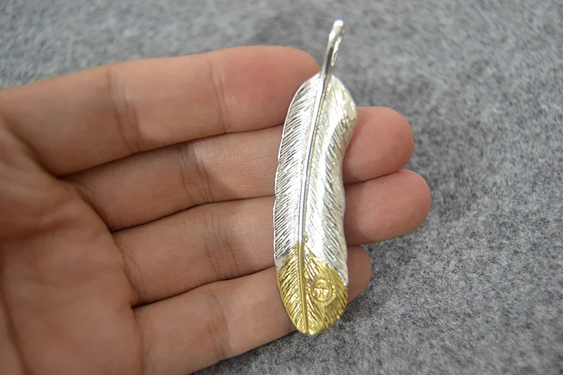 

Card Feather Pendant Necklace Summer Accessories Men Women Sweater Chain Pendant Red