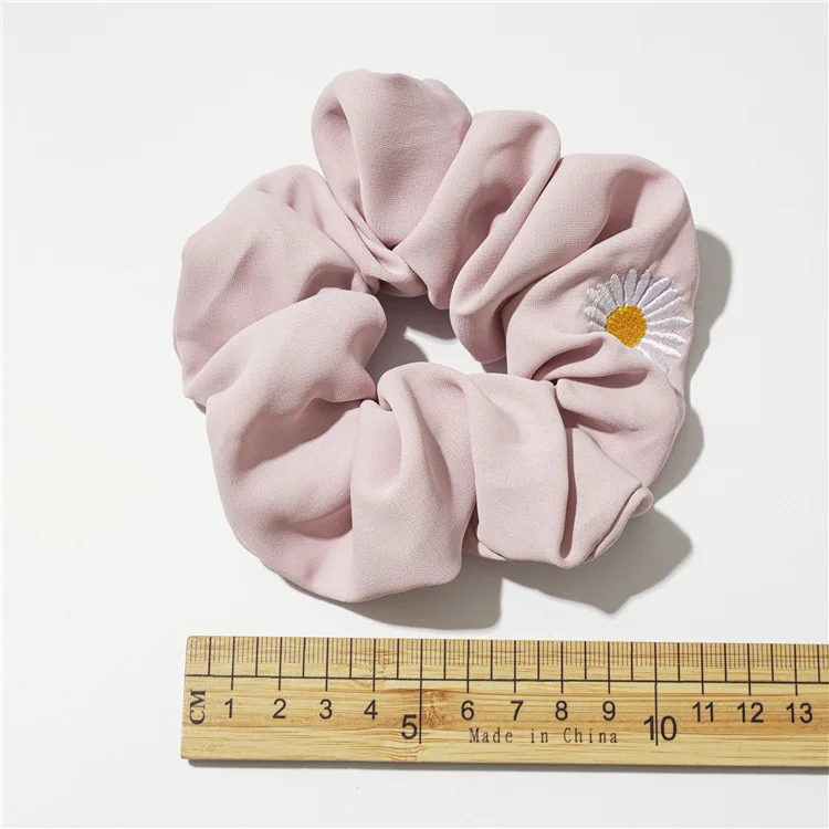 

Women Sweet Hair Scrunchie Cute Daisy Elastic Hair Bands Girls Chiffon Embroidery Floral Hair Ring Hair Ties Hair Accessories