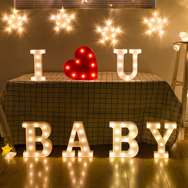 INS стиль 26 английские буквы огни Светодиодный Цифровой моделируемый свет Свадьба