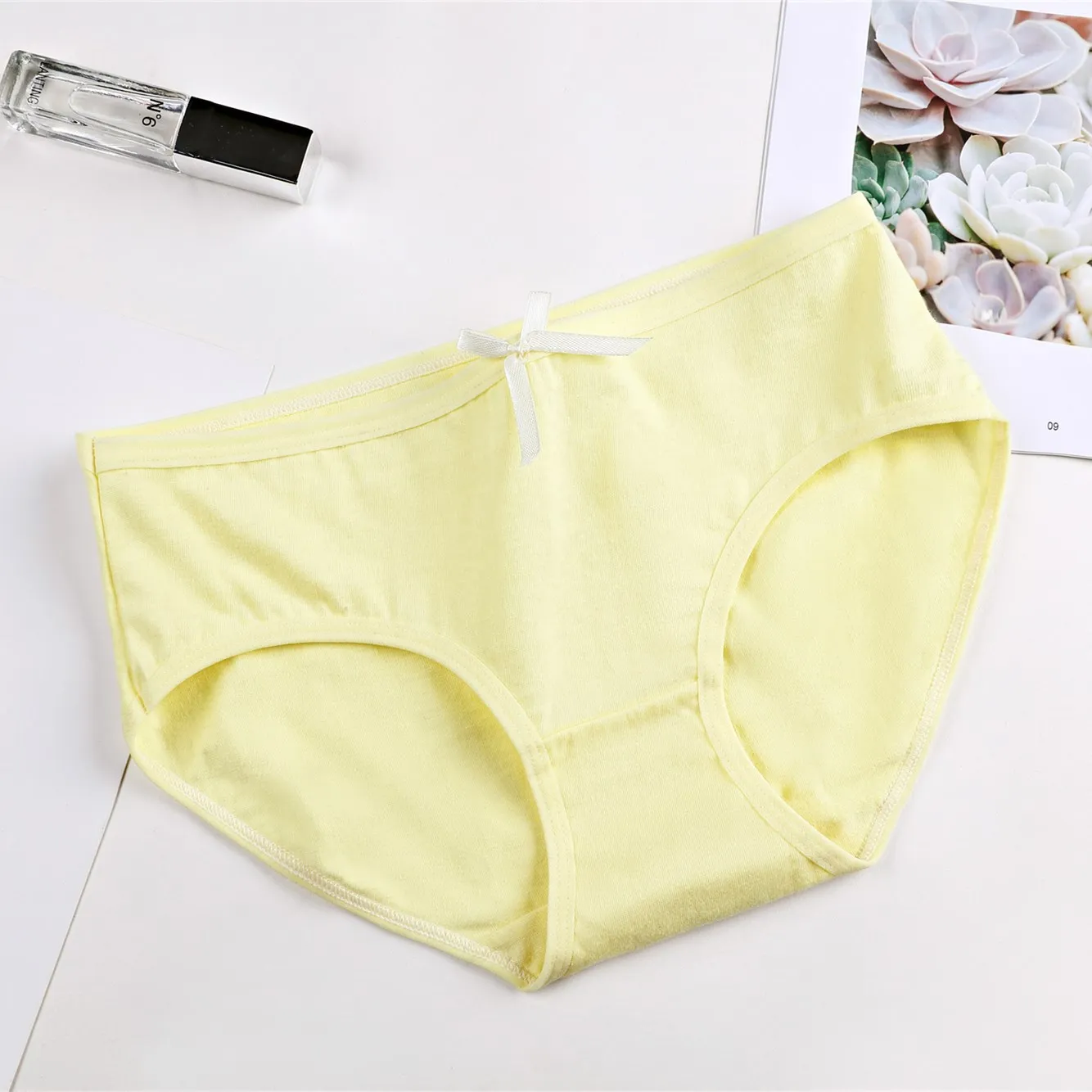 

New product bow women's cotton crotch low-waist women's briefs cute girls cotton fabric girls briefs