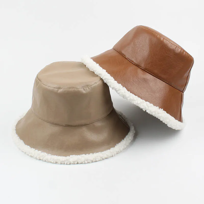 2020 Hat new Autumn Winter Women PU Leather Bucket Hats Fashion Lambswool Keep Warm Fedoras Casual Travel Simplicity Cap QDKPOTC