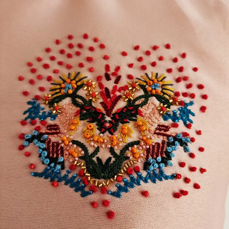 

High Quality Summer Pastoral Style Girl Age Reduction Retro Style A-line Skirt Embroidery Atmosphere Sleeveless Dress