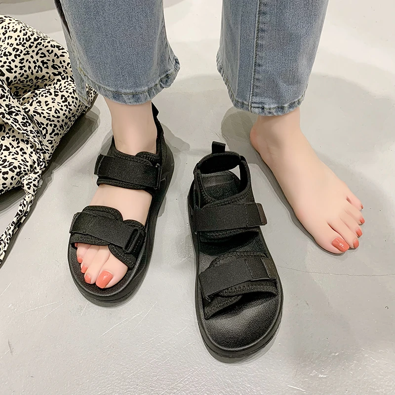 

Female Sandal 2021 Women's Clogs with Heel Beach Shoes Muffins Shoe Girls New Fashion Thick Comfort Summer Flat Low Platform New