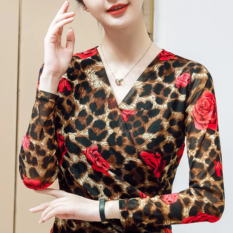 

M-4XL Plus Size Women's Tops Fashion Casual Leopard Print T-Shirt Sexy V-Neck Long Sleeve Women Blouse