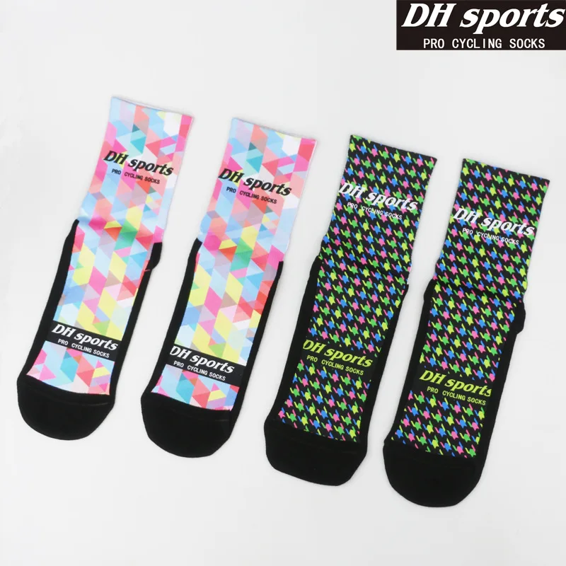 

Профессиональные быстросохнущие спортивные носки для езды на велосипеде, износостойкие цветные велосипедные носки с подушкой для мужчин, ...