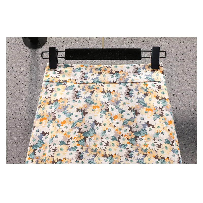 

Plus Size Women Summer Elegant Suit T Shirt Top And Floral A Line Skirt Two Piece Set High Street Sweet Cute 2021 Cloth Outfit