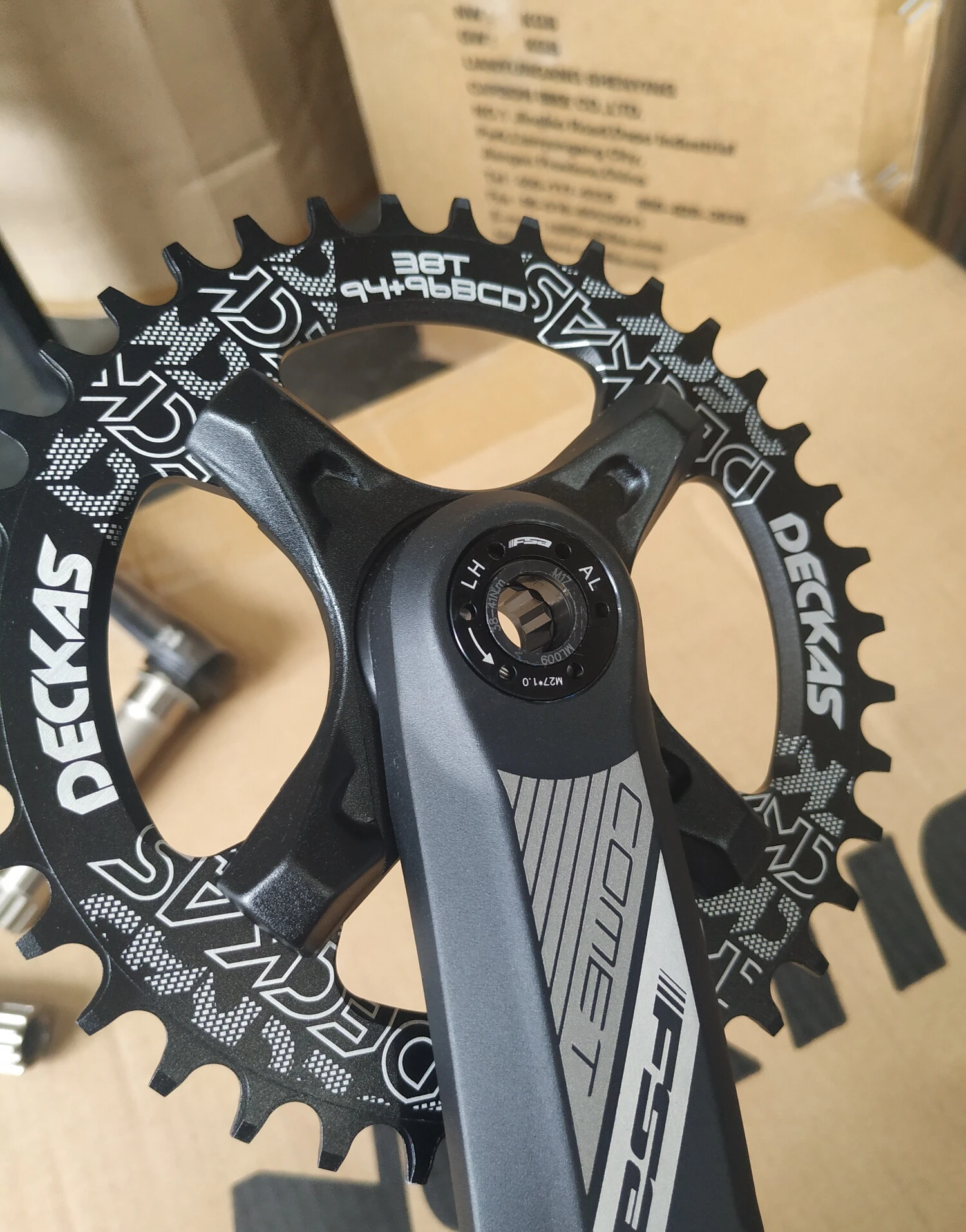 

Comet crankset MTB CRANKSET 175mm 34/36T or 38-24T