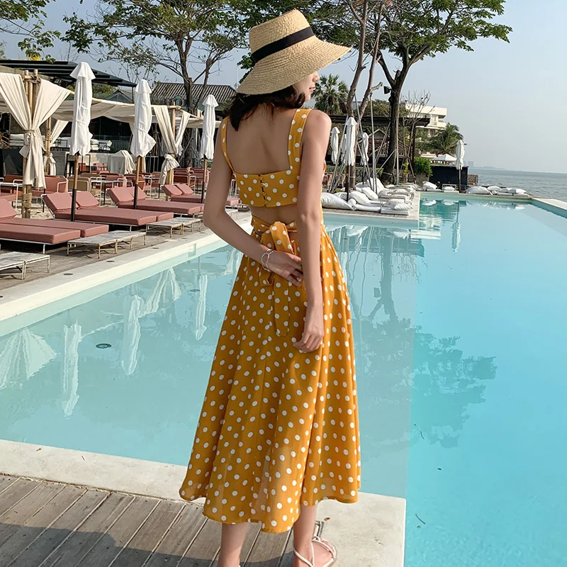 2 цвета летний женский желтый сарафан в горошек с открытой спиной Элегантное