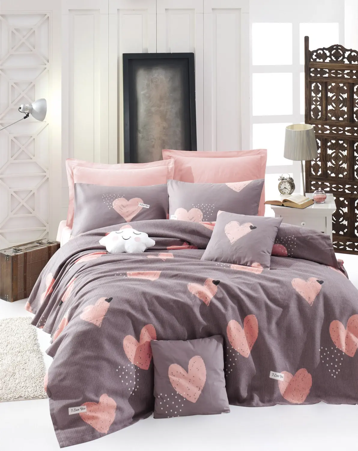 

Natural colors and printing including bed sheet and pillowcase Double King size Pique Set very good quality 100% Natural 2021