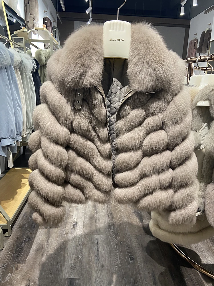 Женская утепленная шуба из натурального Лисьего меха модная теплая с воротником