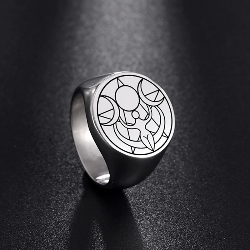 

LIKGREAT Triple Moon Goddess Wicca Pentagram Magic Supernatural Amulet Men's Rings Love Finger Ring for Men Boyfriend Gifts Punk