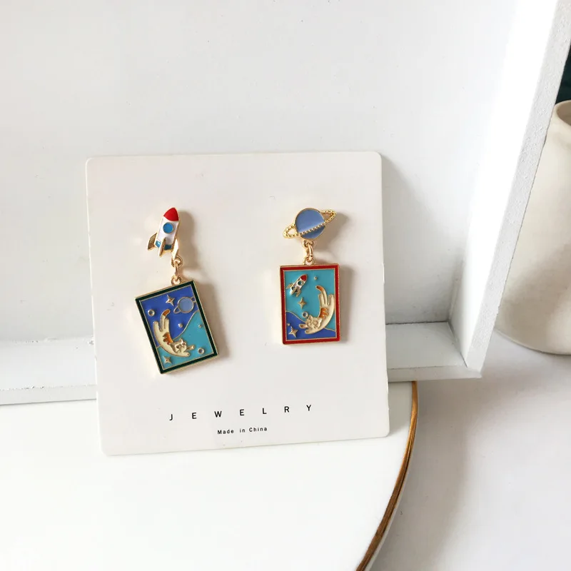 

Oil Painting Square Earrings For Women Vintage Personality Dripping Oil Asymmetrical Space Aerospace Cat Earring Jewelry