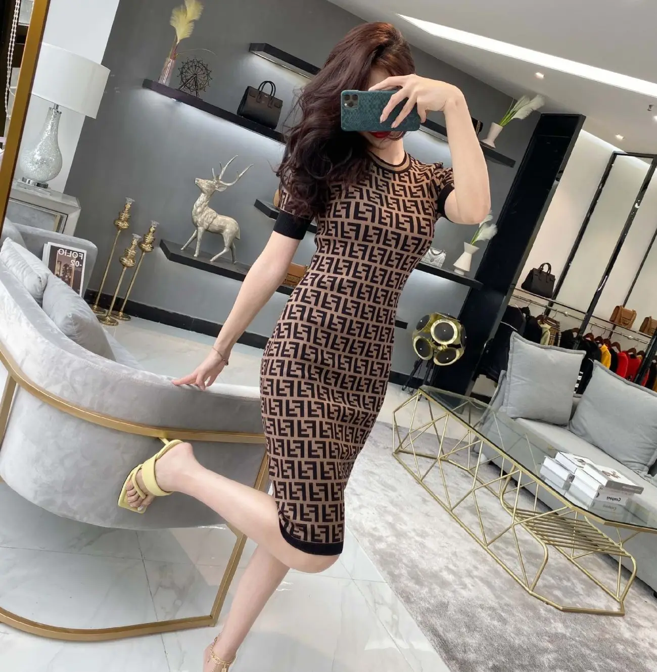 

2021 Summer New Letter Jacquard Round Neck Sleeveless Hollow Ice Silk Knitted Dress High Elasticity Comfortable Vest