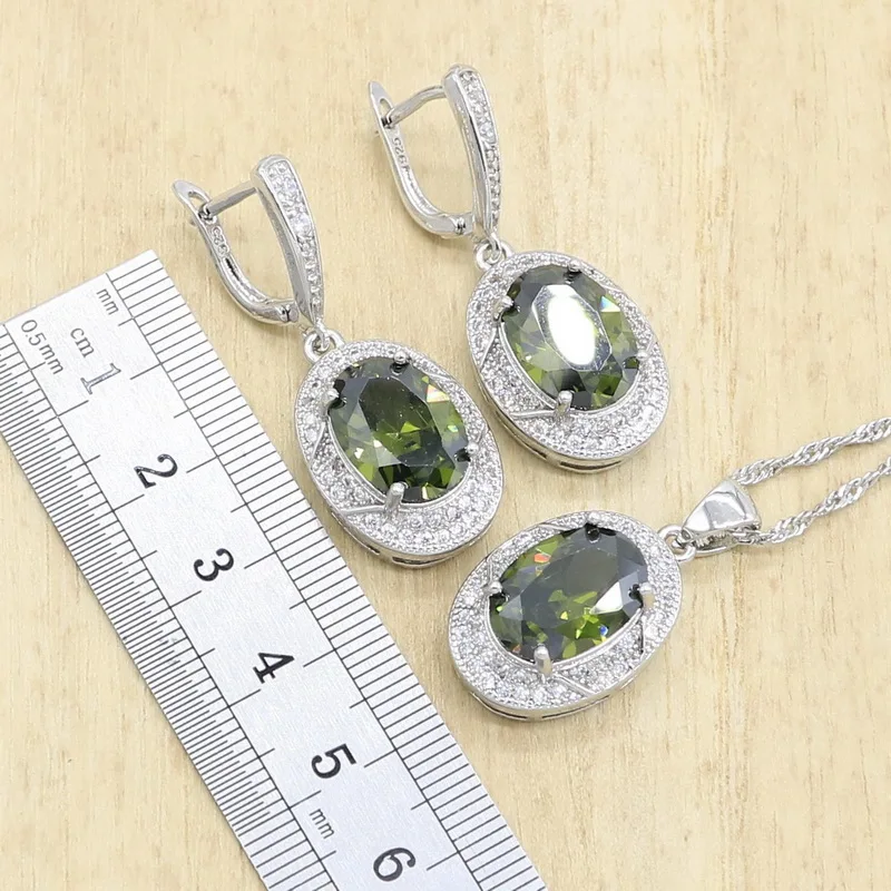 Классический Цвет оливкового зеленого серебряного цветов свадебная фотография