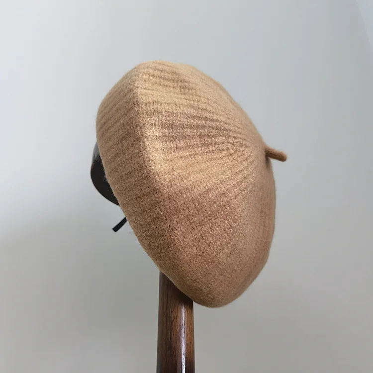 

Autumn The Japanese Women Knitting Wool Restoring Ancient Ways With Contracted Leisure Small Tail Berry Cap Painter Hat Fashio