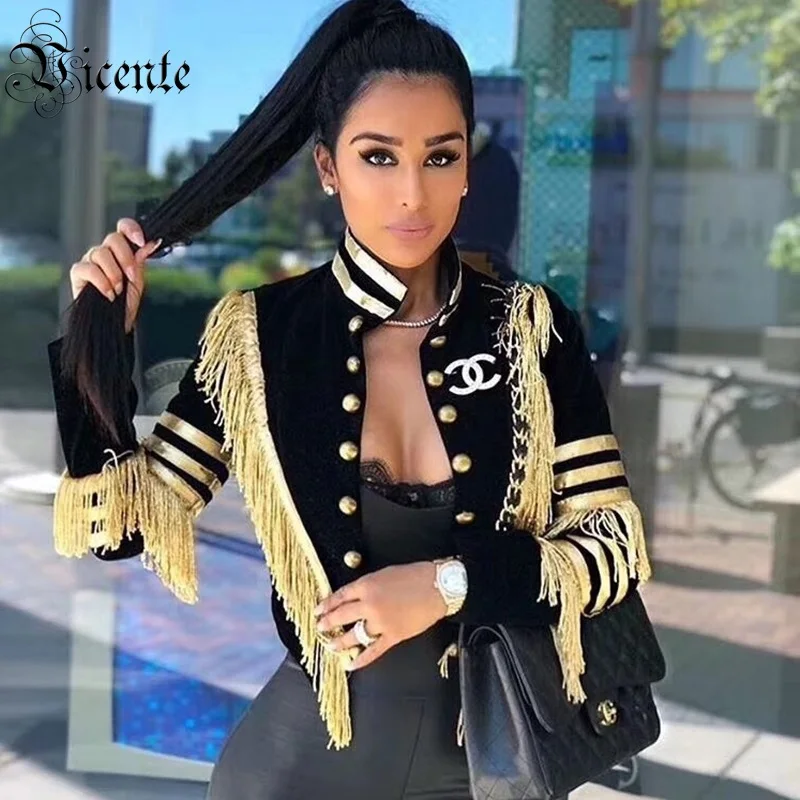 Вельветовая куртка с кисточками на пуговицах длинными рукавами открытым швом