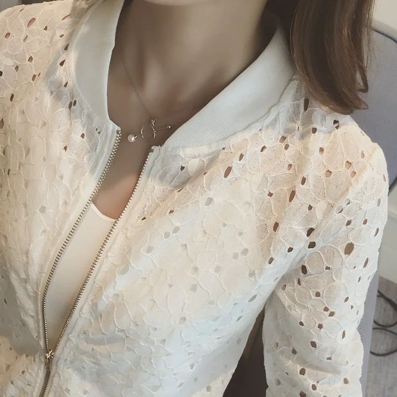 

Summer 2022 New Korean Version Thin Long Sleeve Lace Sunscreen Womens Short Zipper Baseball Uniform Jacket Hollow White Black