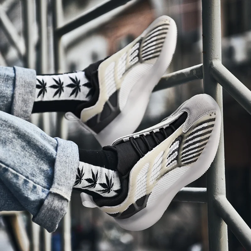 

Hip Hop Men Shoes Mens Footware Shoes Men Breathable Lightweight Casual Designer Trainers New Plus Size Man Autumn 2018