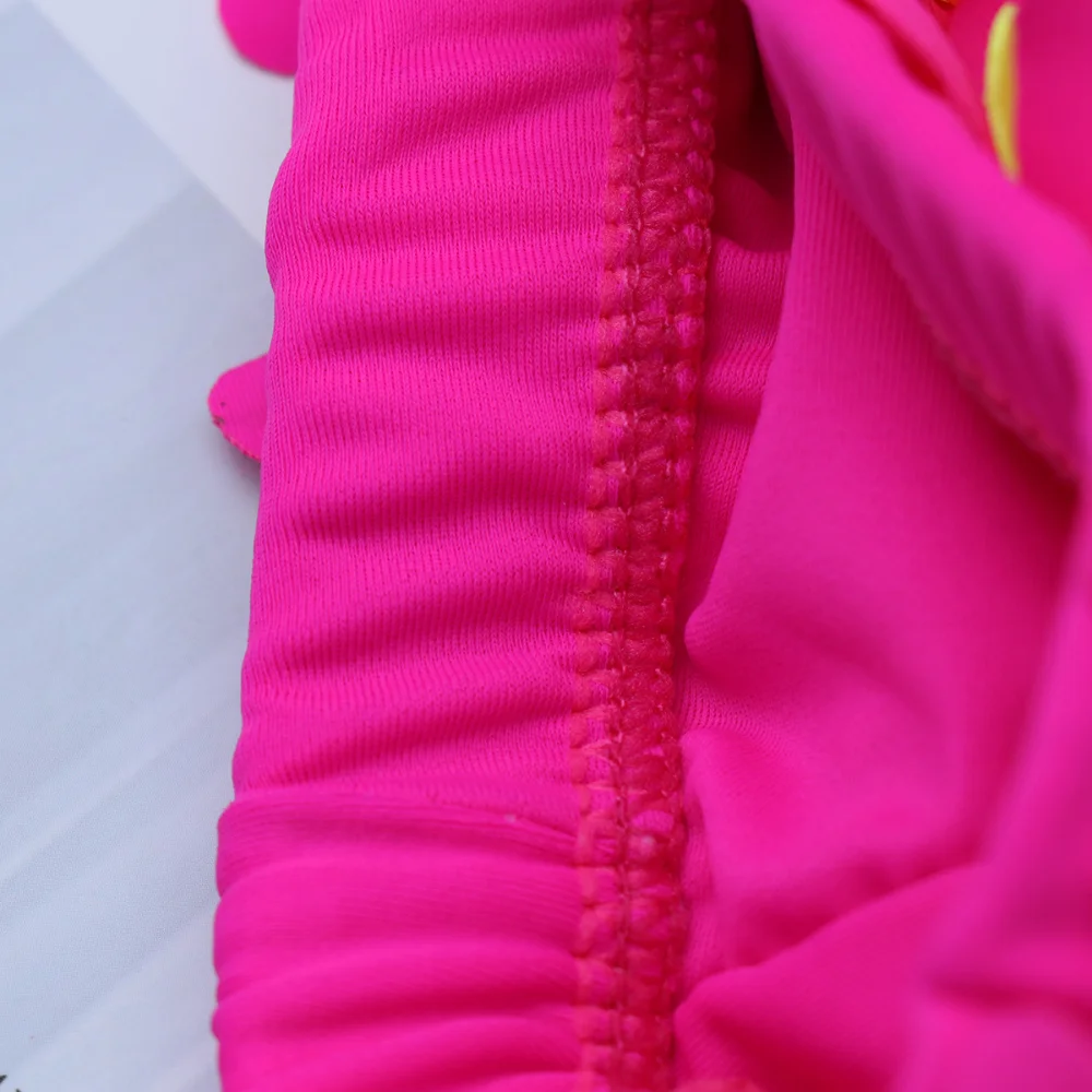 

Adult Swimming Cap Floral Pearl 3D Flower Design Swimming Hat Ear Protection Free Size Bathing Cap )