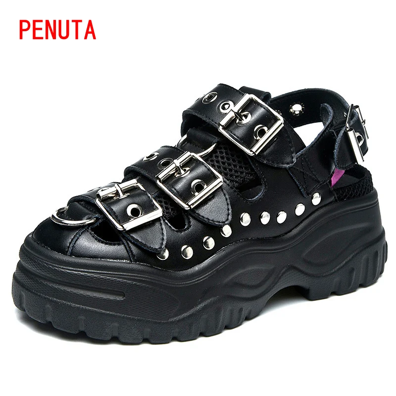 

2021 Punk Sandals Summer Platform Women's Shoes ins Hot Genuine Leather Rivets Baotou Trekking Shoes Slingback Buckle Flats P38S