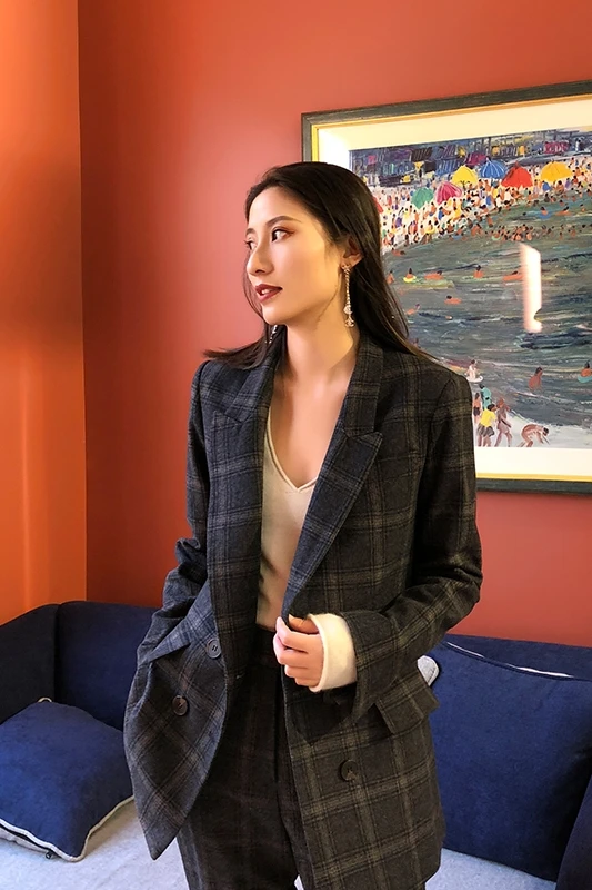 Женский двубортный клетчатый костюм комплект из 2 предметов Блейзер куртка и