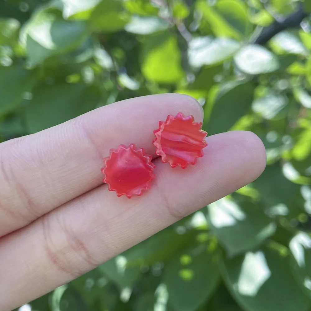 BEAUTY LAYER Красочные смолы Маленькие серьги-шпильки модного утверждения Геометрические круглые для женщин Праздничные ювелирные изделия в подарок.