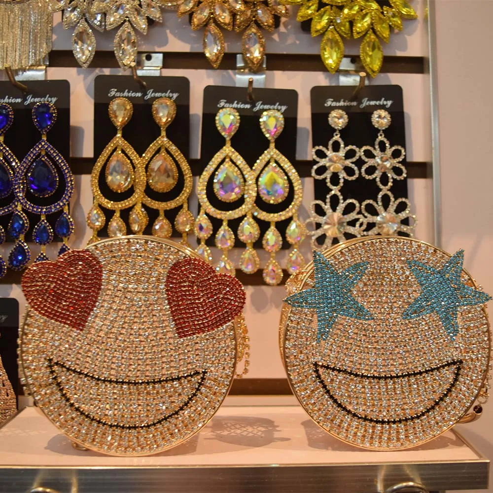 

2020 hot sale fashionable debutante bags rhinestones SS20 spring and summer Smiling face bag delicate women's dinner round bags