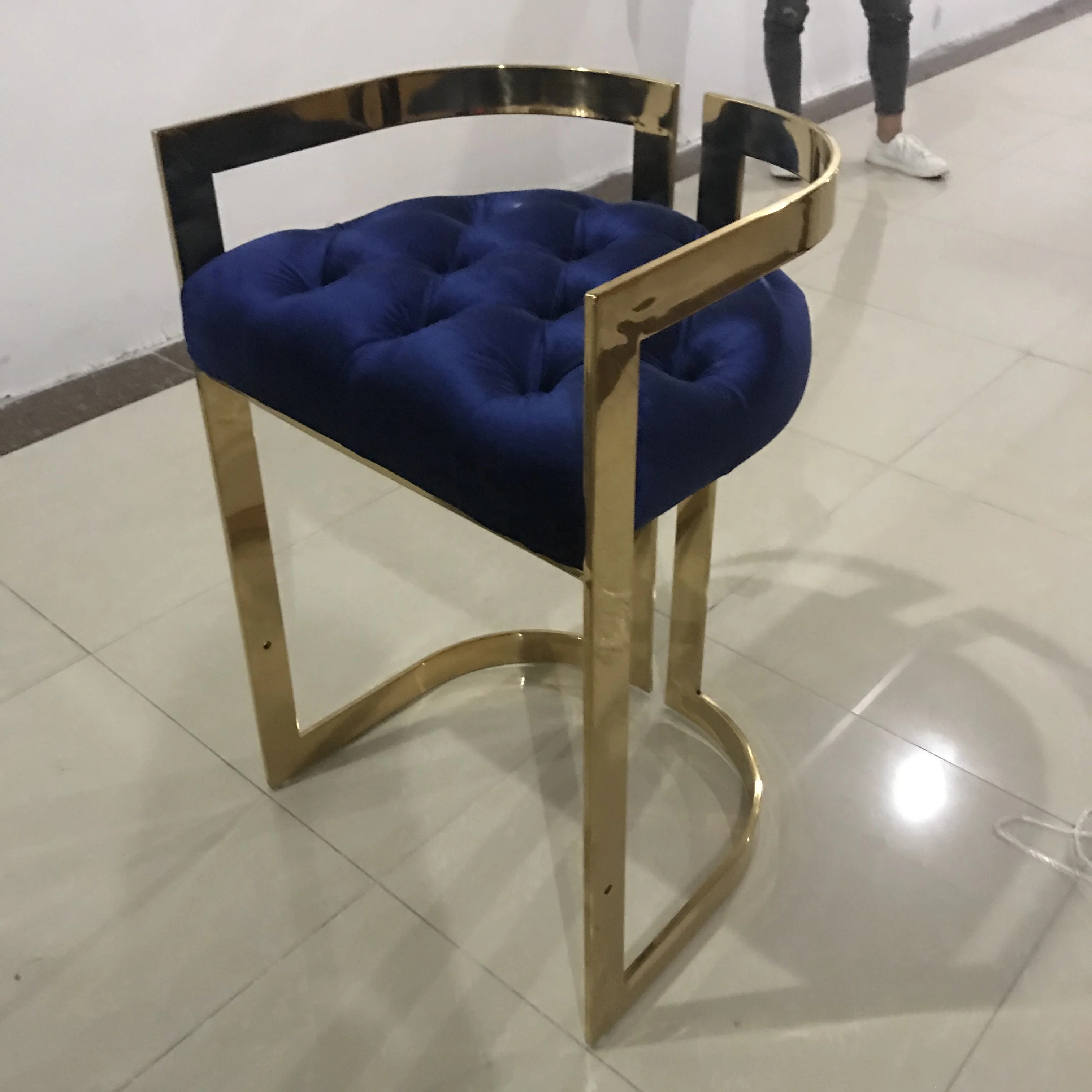 

Modern Luxury Bar Chair Upholstered Velvet Fabric Bar Stool Stainless Steel Counter Chair Kitchen Bar Restaurant Furniture